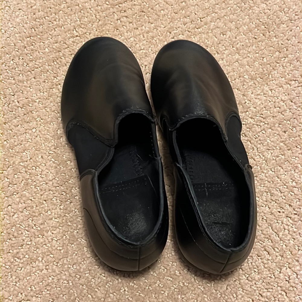 Black Jazz Shoes (size Big Kids 4).